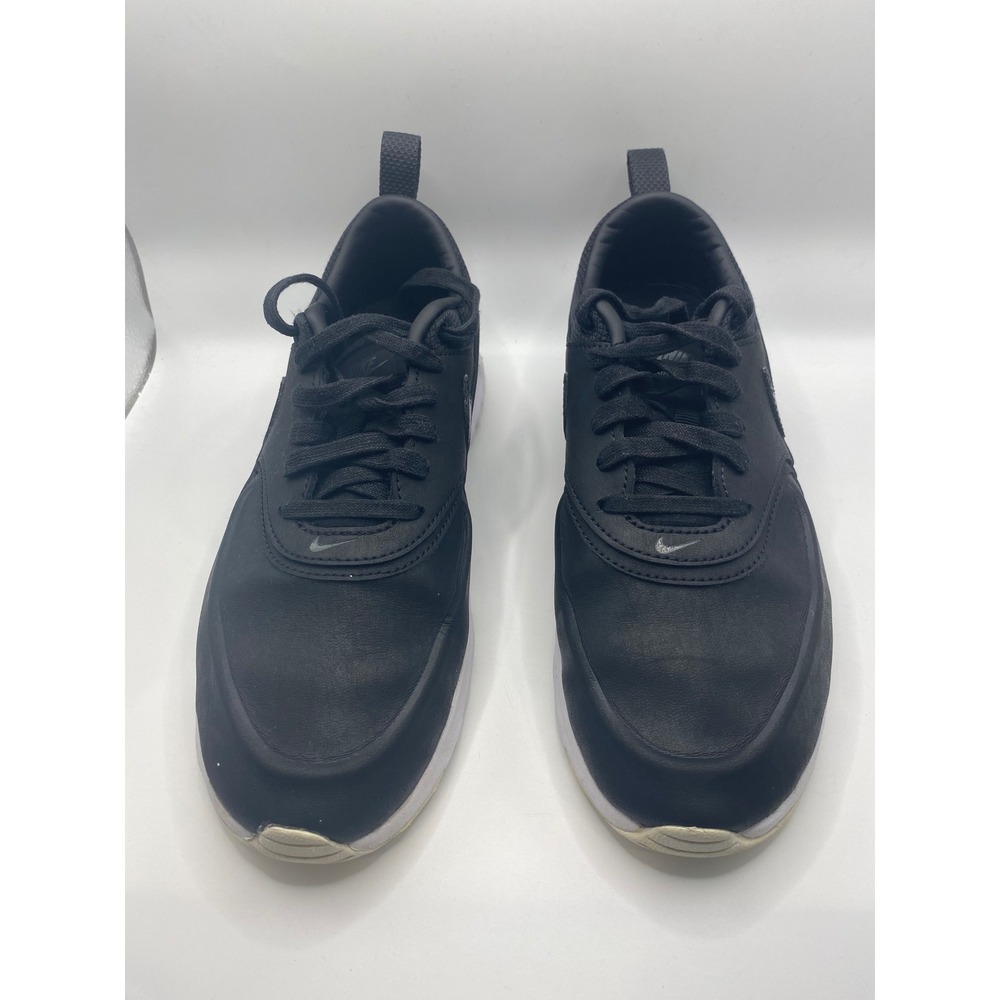 Nike Black and White Women's Sneakers - Picture 3 of 7